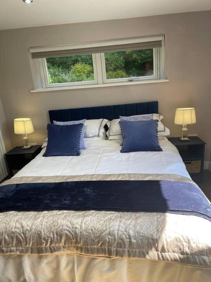 Brighouse Studio - Pet Friendly! - Free Parking Eksteriør bilde
